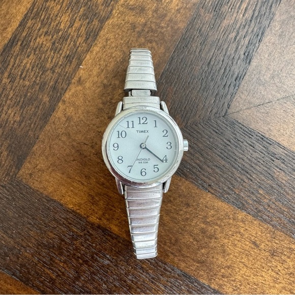 Timex Silver Stretch Band Watch - Picture 1 of 6